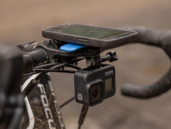 Adaptador de montaje frontal para Action Cam QUAD LOCK