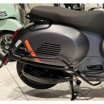 Proteccion perimetral trasera (defensas) Vespa GTS desde 2022 negra