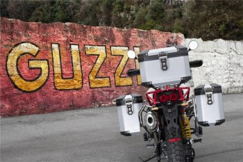 Baul 41L Moto Guzzi aluminio