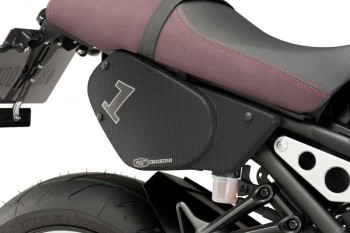 Tapas laterales retro Yamaha XSR900 2016-2019 simil carbono