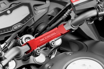 Embellecedor refuerzo manillar Yamaha MT-07 Tracer 700 2016-2018 rojo