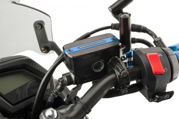 Tapa bomba freno delantero Honda modelos diversos, SYM Maxsym 400TL 2021-2024 azul