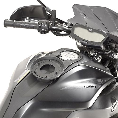 Kit montaje bolsa deposito Givi Tanklock para Yamaha MT-07 2018-2020